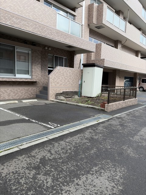 北12条東15丁目3-1 環状通東駅まで徒歩3分！の駐車場写真