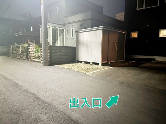 月寒東2条19丁目5-12駐車場の駐車場写真