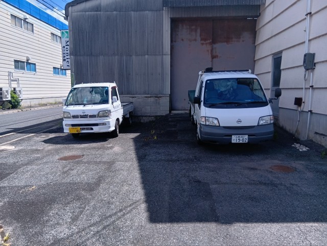 商工センター4-14-23駐車場の駐車場写真