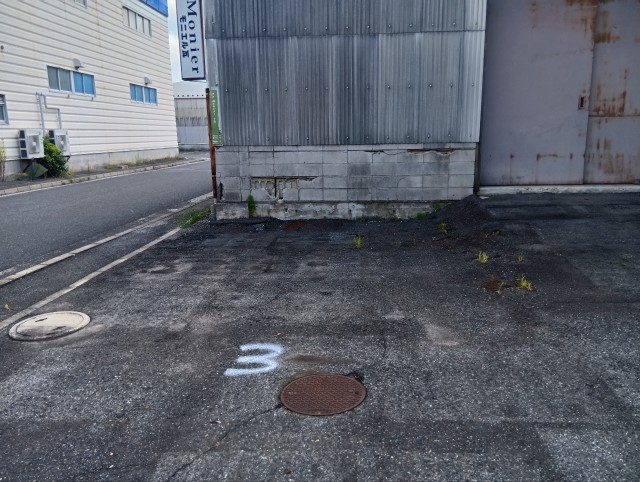 商工センター4-14-23駐車場の駐車場写真