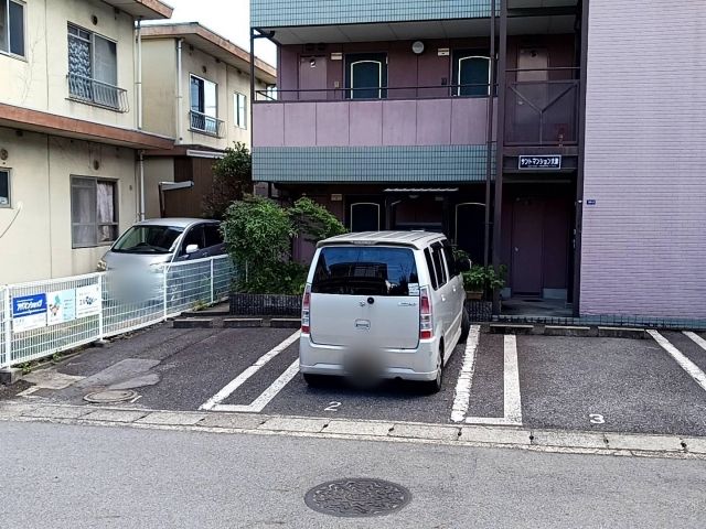 駐車場写真2