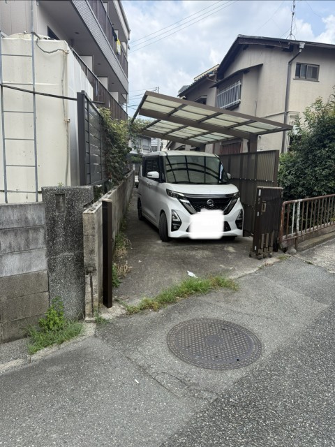螢池西町1丁目11-18駐車場の駐車場写真