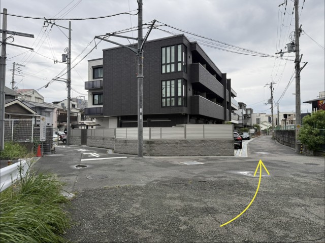 螢池西町1丁目11-18駐車場の駐車場写真