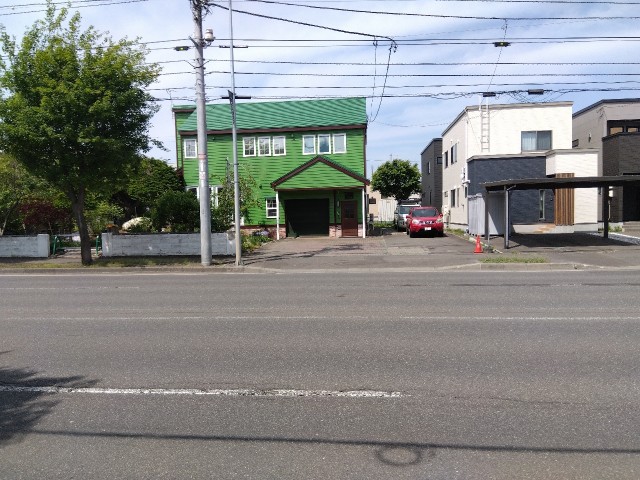 共栄町4-11-2駐車場の駐車場写真