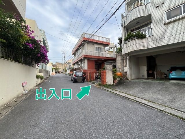 石嶺町1-141-48駐車場の駐車場写真