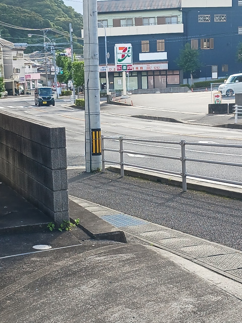 長与駅近く平起き駐車場の駐車場写真