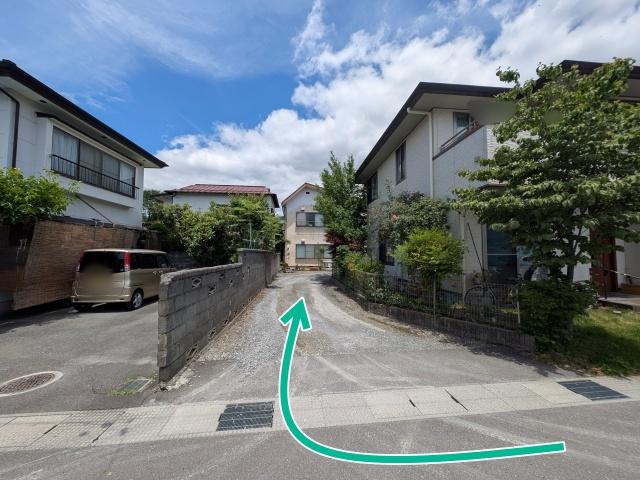 【諏訪湖の花火】8/15 akippa 諏訪市湖岸通り5丁目15駐車場Ⓐ大型車ワンボックス不可の駐車場写真