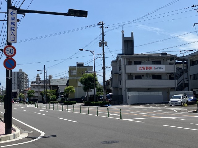 Base-D駐車場①2台の駐車場写真