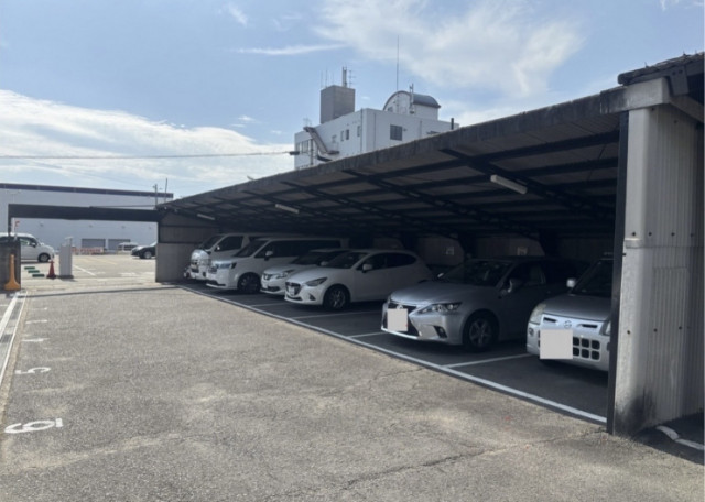 北の山第3駐車場(屋根あり)の駐車場写真