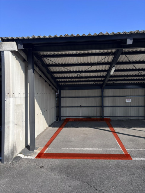 北の山第3駐車場(屋根あり)の駐車場写真