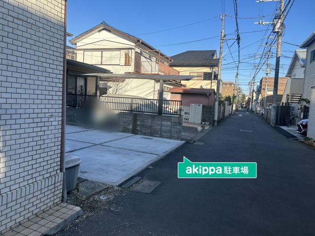 東町4丁目安藤宅駐車場の駐車場写真