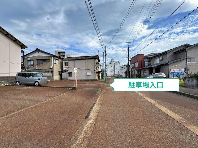 春日2丁目5-10駐車場の駐車場写真