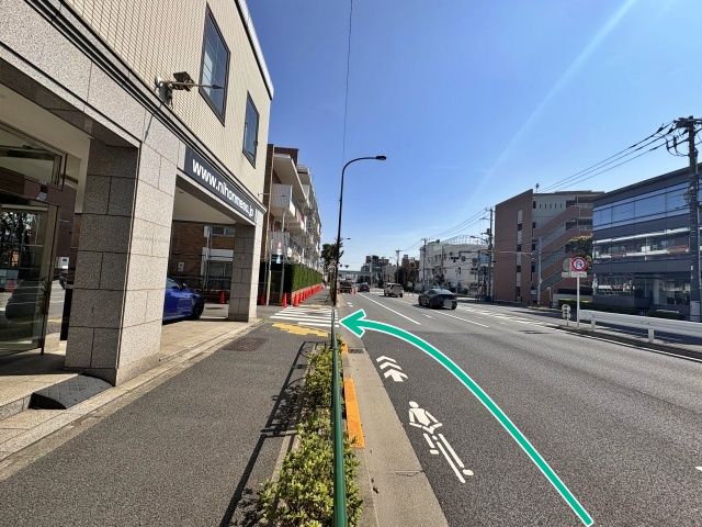 日本美塑駐車場の駐車場写真