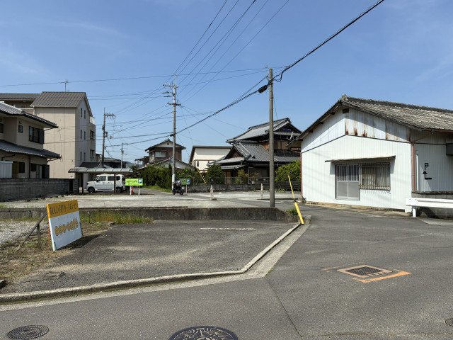 エコカフェ駐車場の駐車場写真
