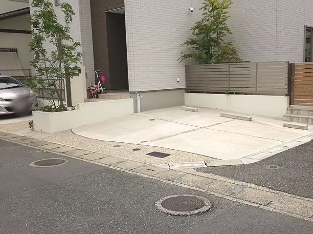駐車場内写真