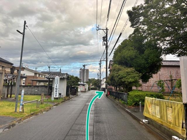 屋根付き!中型車まで利用可▽アキッパ駐車場の駐車場写真