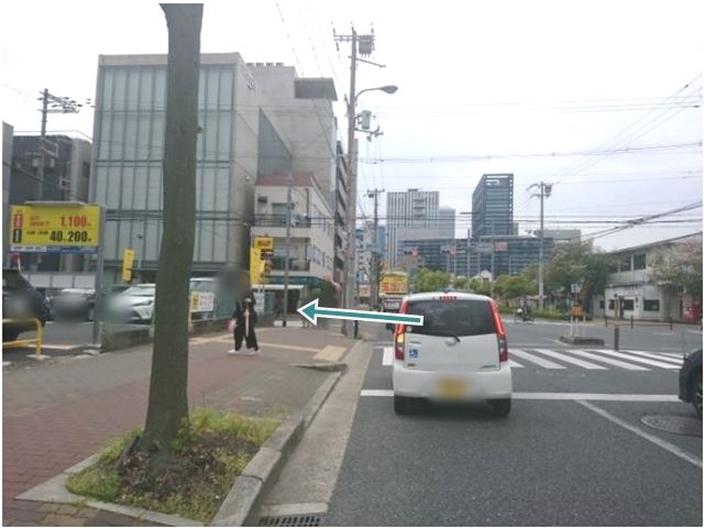 【順路2】こちらの「鴫野会館前」交差点を左折します