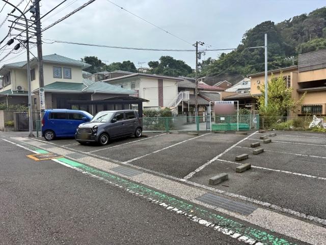 鷹取2丁目12 三縄月極☆アキッパ駐車場の駐車場写真