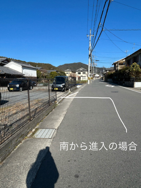 西河原バス停横駐車場2台分の駐車場写真