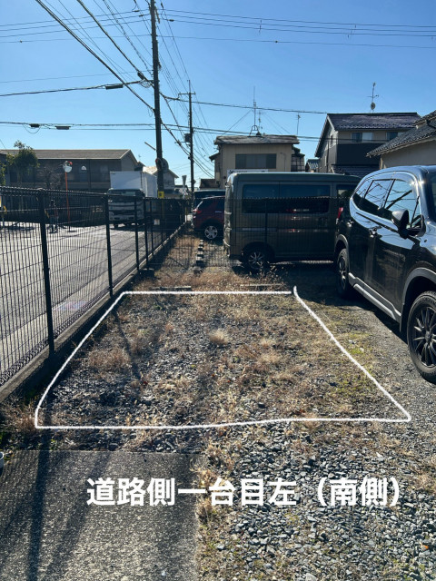西河原町バス停横駐車場3台の駐車場写真