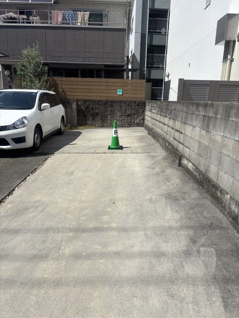 清水町1丁目5-4駐車場の駐車場写真