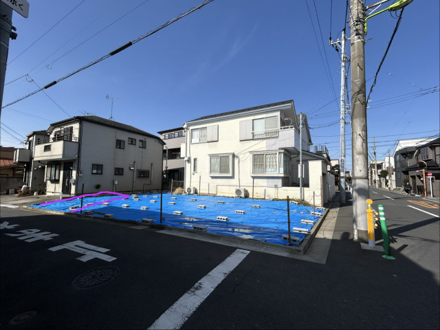 下馬5丁目18-13駐車場の駐車場写真