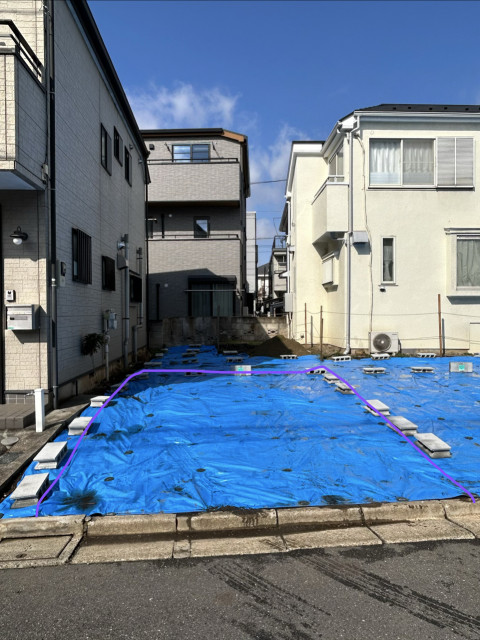 下馬5丁目18-13駐車場の駐車場写真