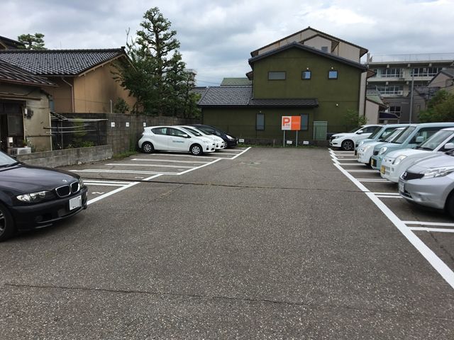 駐車場写真