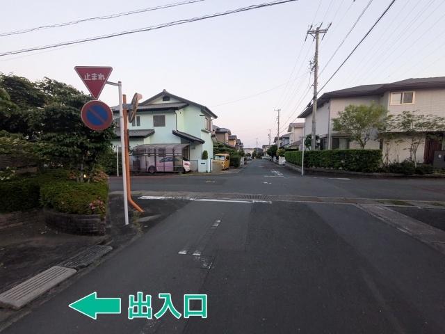 西貝塚3515-38 アキッパ駐車場の駐車場写真