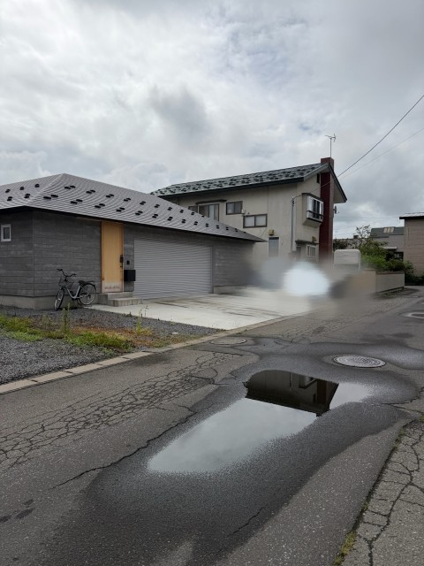 小比内1丁目8-3駐車場の駐車場写真