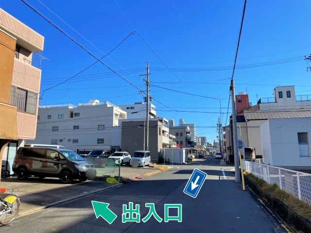 上名古屋4-17-2駐車場【3】の駐車場写真