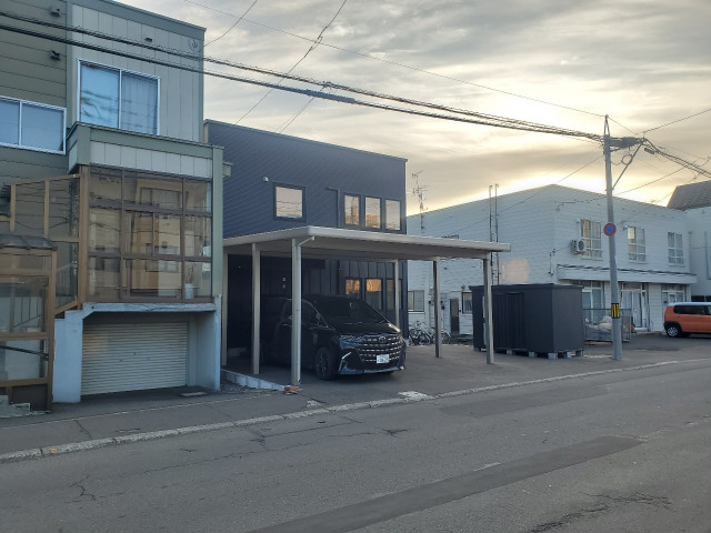 北8条東12 個人宅☆アキッパ駐車場の駐車場写真