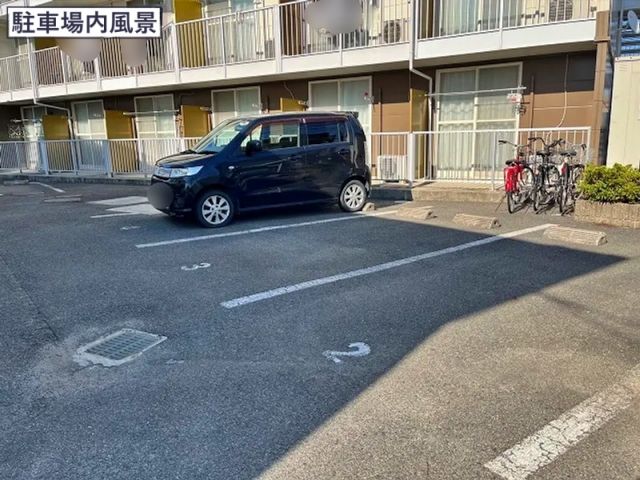 レオパレスクレール駐車場【16557】の駐車場写真