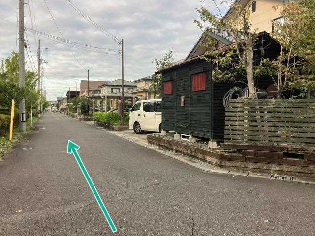 菅谷台2丁目12-2駐車場の駐車場写真