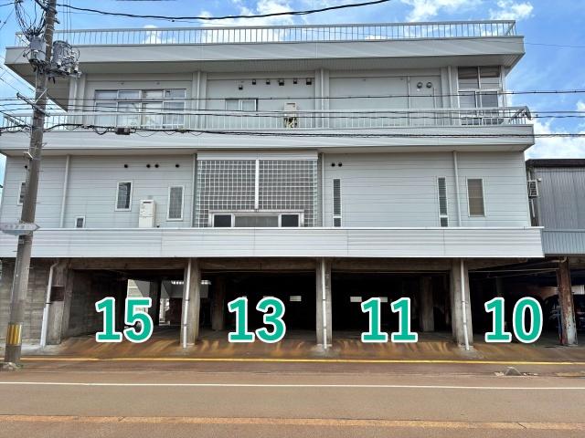 西千手1-1-14駐車場の駐車場写真