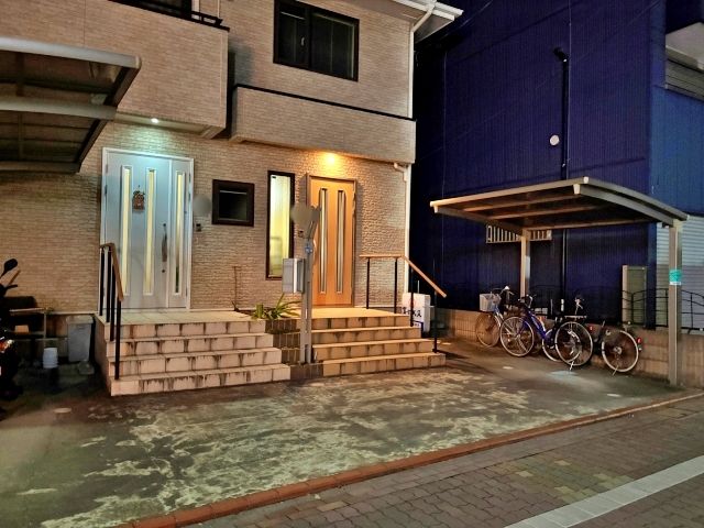 [f8f18]中央4丁目25 個宅アキッパ駐車場の駐車場写真