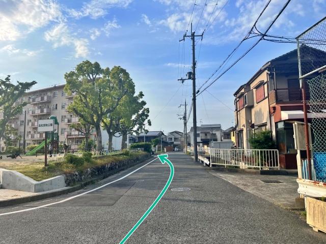 堺高松 団地駐車場(4号棟付近)の駐車場写真