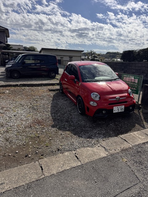 千葉県柏市名戸ケ谷　浅野第一駐車場　赤い車のところです。の駐車場写真