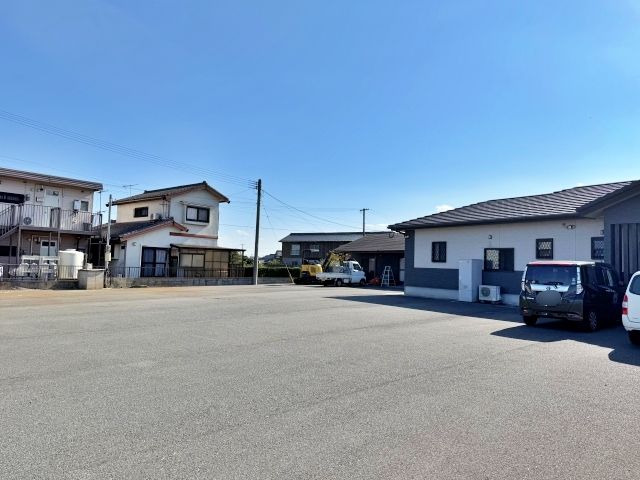 (P06)_【11月30日(日)限定】航空祭専用_原産業前駐車場の駐車場写真