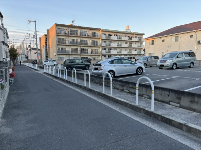 門野ビル駐車場、門野ガレージ、八尾市西山本町6丁目ー6の駐車場写真