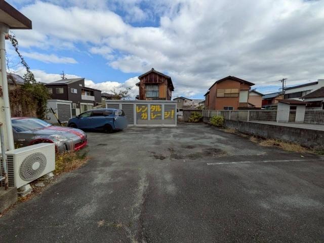 伊勢市神久ガレージ駐車場の駐車場写真