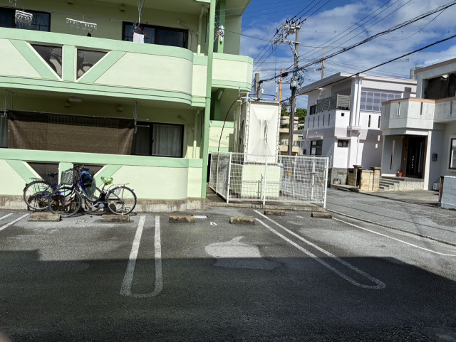 駐車場写真2
