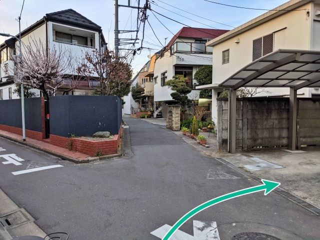 駐車場周辺(反対側)