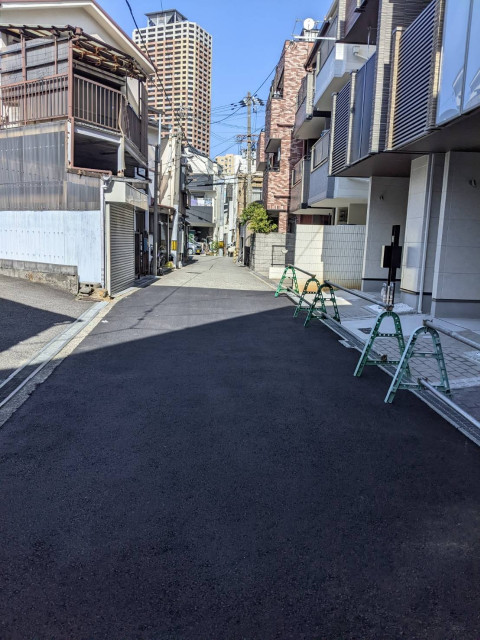 市岡3-7-4　　 アキッパ５番の駐車場写真