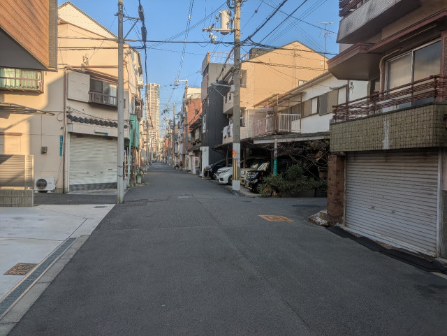 市岡3-7-4　　 アキッパ５番の駐車場写真