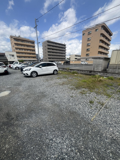 問屋町から徒歩2分　オープン駐車場　A13の駐車場写真