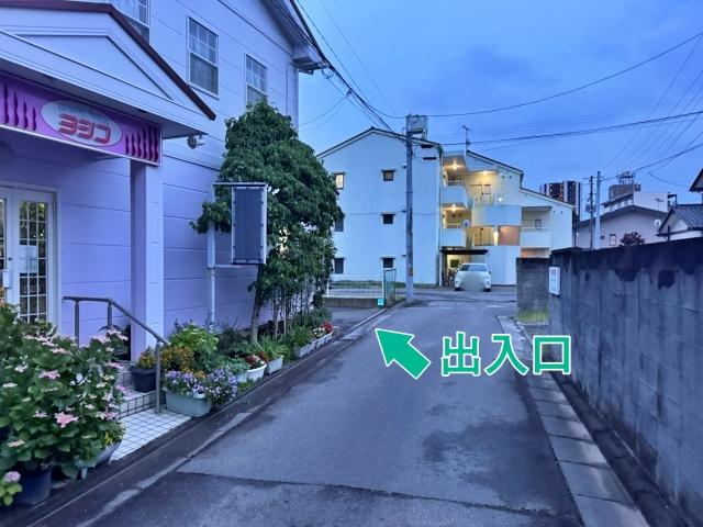 宮下町11 ビューティサロンヨシコ☆アキッパ駐車場の駐車場写真