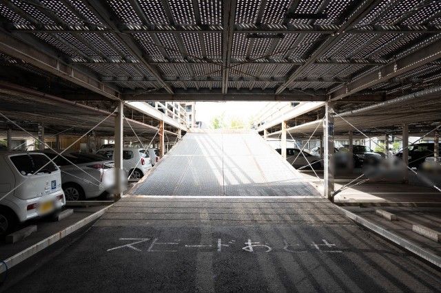武笠立体駐車場 2階の駐車場写真