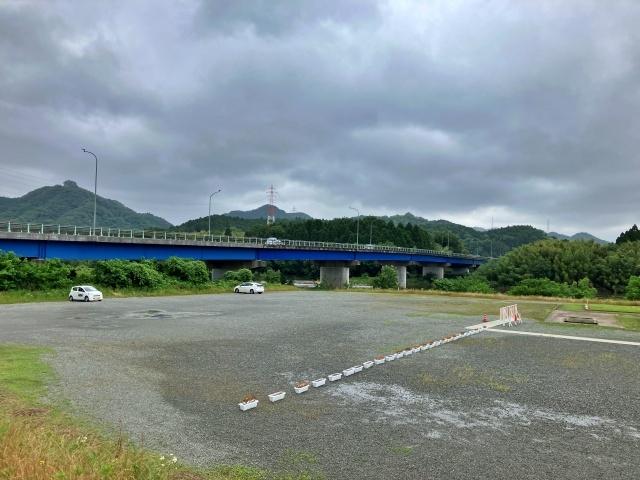 由良川花庭園駐車場【あやべ水無月まつり2026公式】の駐車場写真