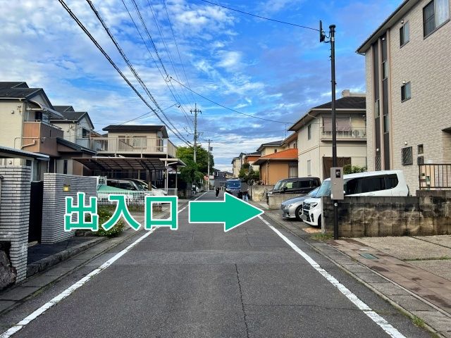 【スタジアムまで10分】上野町8丁目166山本邸☆アキッパ駐車場の駐車場写真